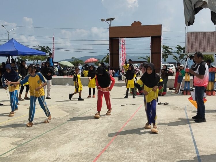 Festival Olahraga Tradisional Meriahkan HUT ke-27 Kabupaten Nunukan