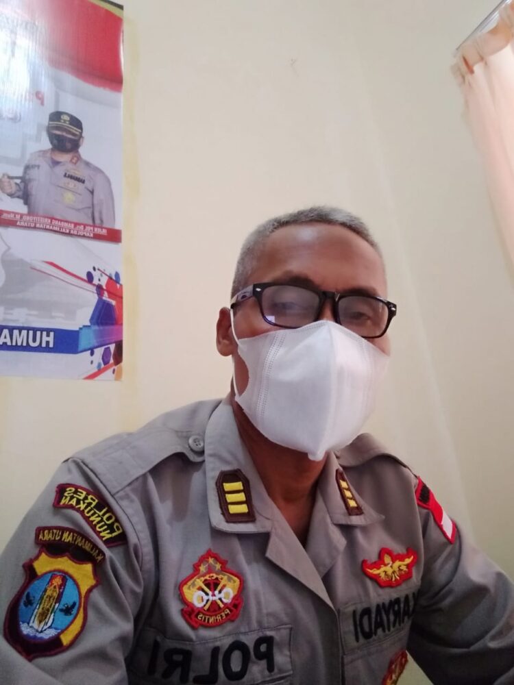 Polisi Pulangkan 5 Warga Yang Sebelumnya Tertangkap di Lokasi Judi Sabung Ayam Melalui Media Televisi