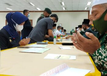 Bupati Nunukan Hj Asmin Laura bayar zakat melalui BAZNAS Nunukan