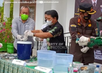 Wabup H. Hanafiah Hadiri Pemusnahan Barang Bukti di Kejaksaan Negeri Nunukan