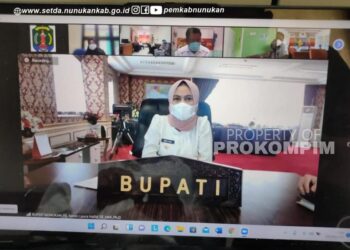 Kerjar Target 70 persen Vaksinasi, Bupati Laura Gelar Rapat Dengan Camat, Pimpus, Perangkat Desa dan Kelurahan
