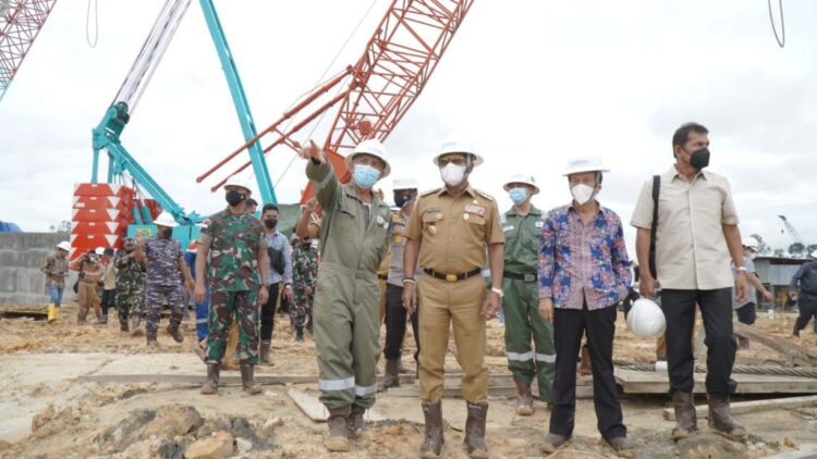 Hasilkan LNG 22 Juta Kubik Per Hari, Gubernur Tinjau Kilang Gas Alam Cair Pertama di Kaltara