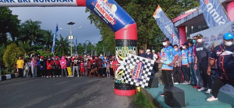 Pesta Panen Hadiah Simpedes BRI Periode II Tahun 2021 Ditandai dengan Jalan Santai