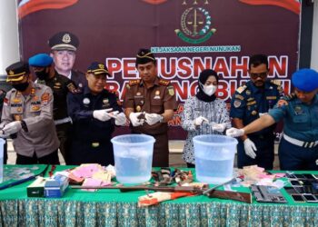 Telah Berstatus Inkracht, kejaksaan Negeri Nunukan Musnahkan Barang Bukti Perkara Pidana