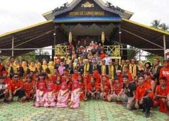 Pawai Karnaval Seni Budaya Masyarakat Adat Tidung Digelar, Wabup Hanafiah Ingatkan Pelestarian Adat dan Budaya