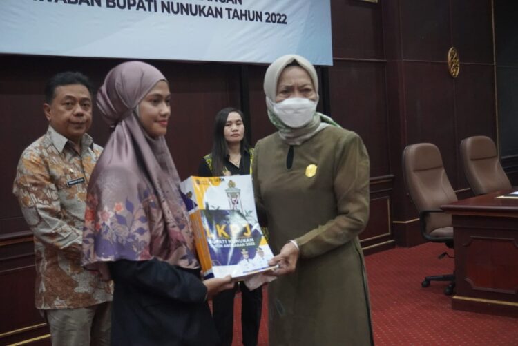 Bupati Laura Sampaikan Nota Pengantar Pertanggung-Jawaban Bupati Nunukan Tahun Anggaran 2022