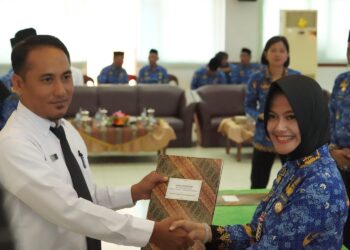 Serahkan SK PPPK Formasi Tahun2022, Bupati Nunukan : Jaga Dan Imbangi Amanah Ini Dengan Kejujuran, Keikhlasan, Serta Prestasi dalam Bekerja