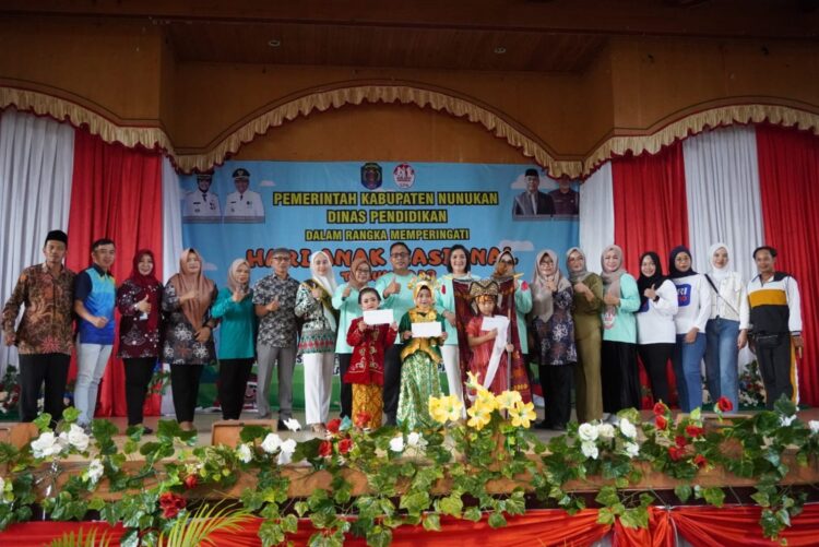 Tampilkan Tari Tarian dan Drumband Anak Anak, Peringatan Hari Anak Nasional Tahun 2023 Gelaran Mitra PAUD di Kabupaten Nunukan Berlangsung Meriah