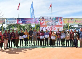 Turnamen Bola Voli Bupati Cup 2023 Dibuka Dengan Pantun