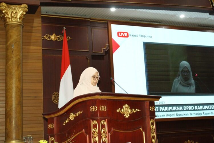 Pandangan Umum Fraksi GKP DPRD Nunukan Terkait Raperda PFKI.