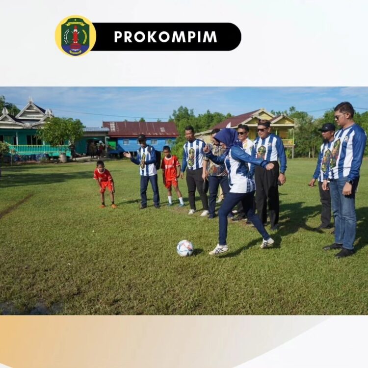 Resmi Dibuka, Turnaman Sepak Bola Bupati Cup Ramaikan Perayaan HUT Kabupaten Nunukan di Pulau Sebatik