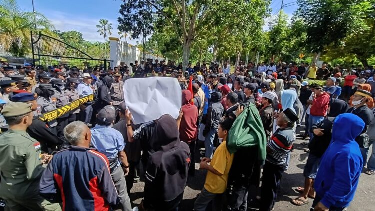 Puluhan Pembudidaya Rumput Laut Sampaikan Aspirasi di DPRD Nunukan