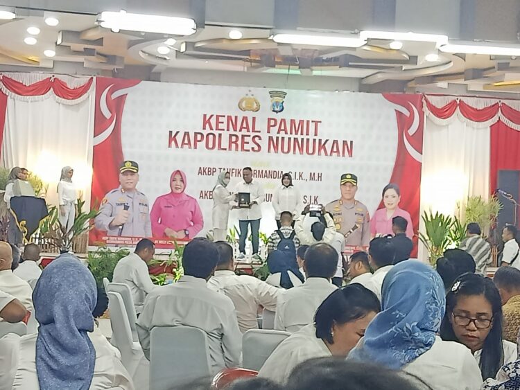 Selamat Datang AKBP Bonifasius Rumbewas dan Selamat Bertugas di Tempat Tugas Baru AKBP Taufik Nurmandia