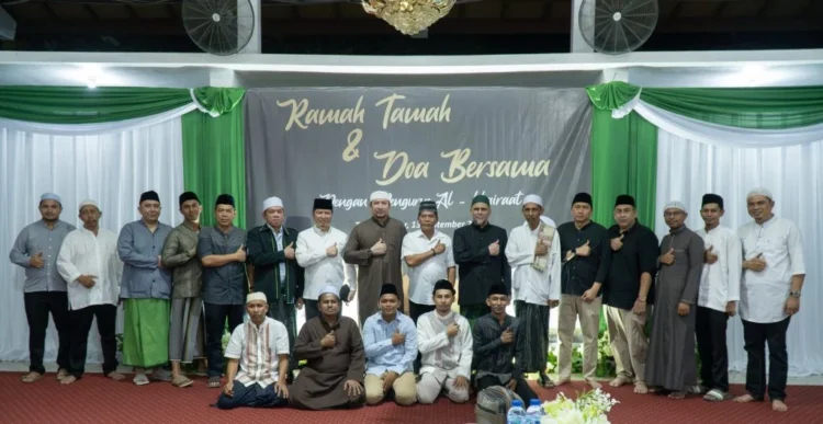 Gubernur Jalin Kebersamaan dengan Tokoh Agama