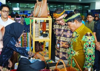Gubernur Himbau BI Dorong Pengembangan Ekonomi Syariah