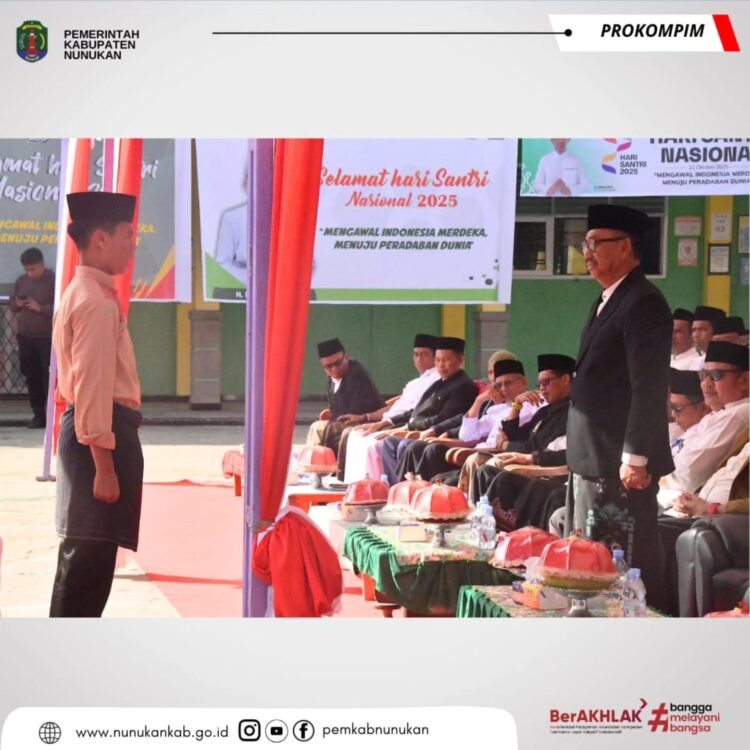 Plt. Sekda Pimpin Upacara Hari Santri Nasional 2025 di Sebatik