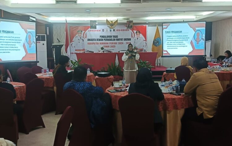 Unsur Pimpinan Memiliki Peran Strategis Dalam Mengkordinasikan Seluruh Kegiatan DPRD