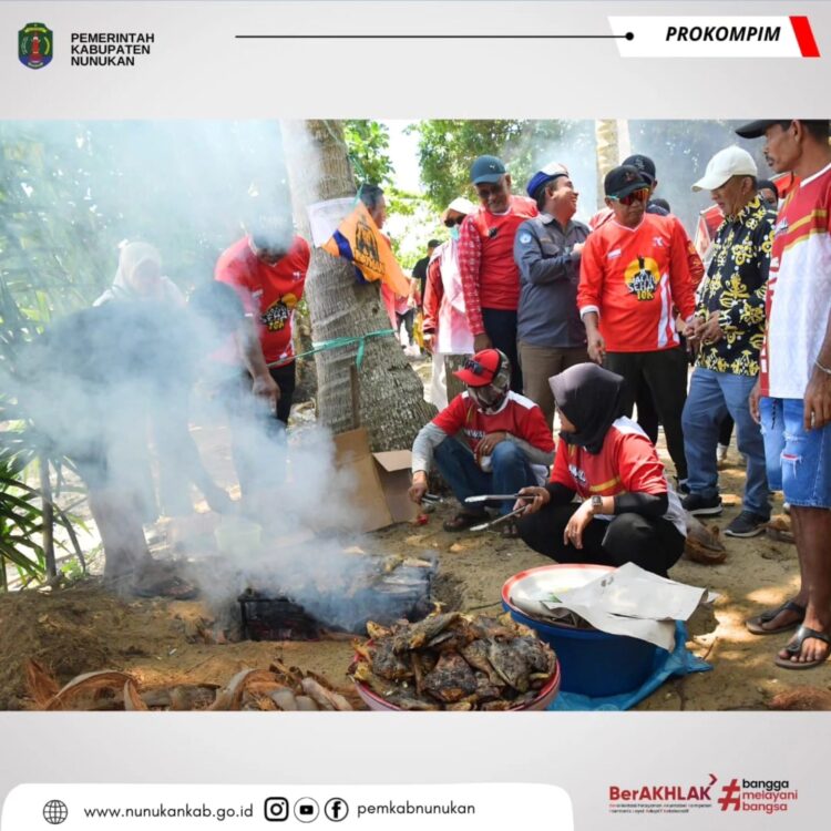Peringati HUT Desa ke 29 dan Hari Jadi Kabupaten Nunukan ke 26, Desa Tanjung Karang Gelar Syukuran dan Bakar Ikan Bersama