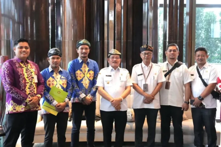 Wagub Apresiasi Ditjen EBTKE Kementerian ESDM Atas Bantuan PLTS di Kaltara