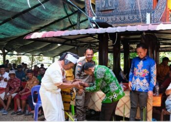 Tradisi Mangrara Banua Toraja, Wabup Hermanus sebut Momentum Kekeluargaan